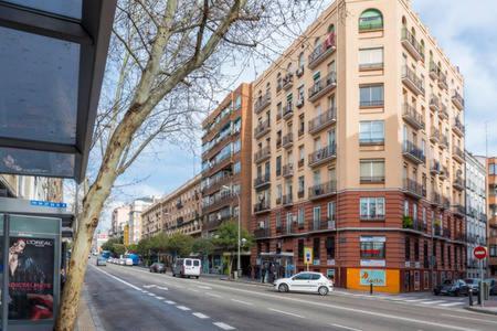 Habitación Luminosa y acogedora. Madri Exterior foto